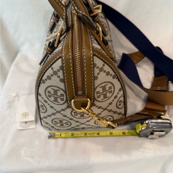 New,✨ T monogram jacquard duffle bag - Picture 15 of 16